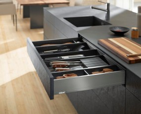 Ray hộp Blum Legrabox – Sự kết hợp giữa công năng và thẩm mỹ cho không gian bếp hiện đại